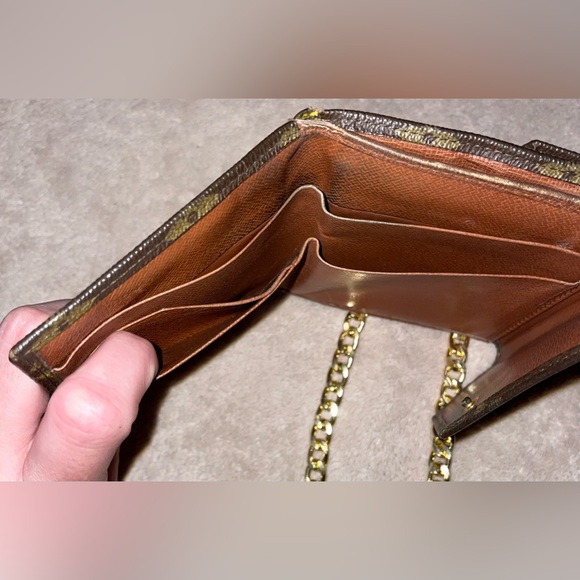 ⚡️FLASH SALE⚡️LV Wallet - Picture 10 of 13